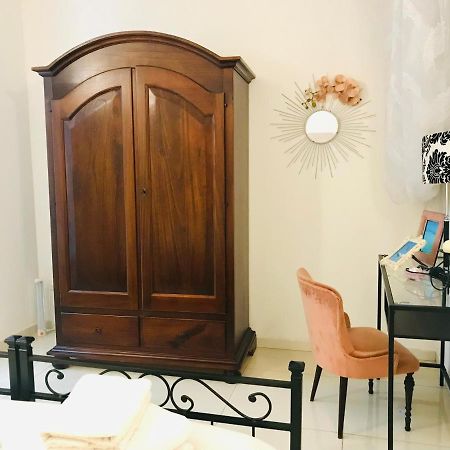 Camera Privata “Un Nido A Castello” Hotel Cagliari Ngoại thất bức ảnh