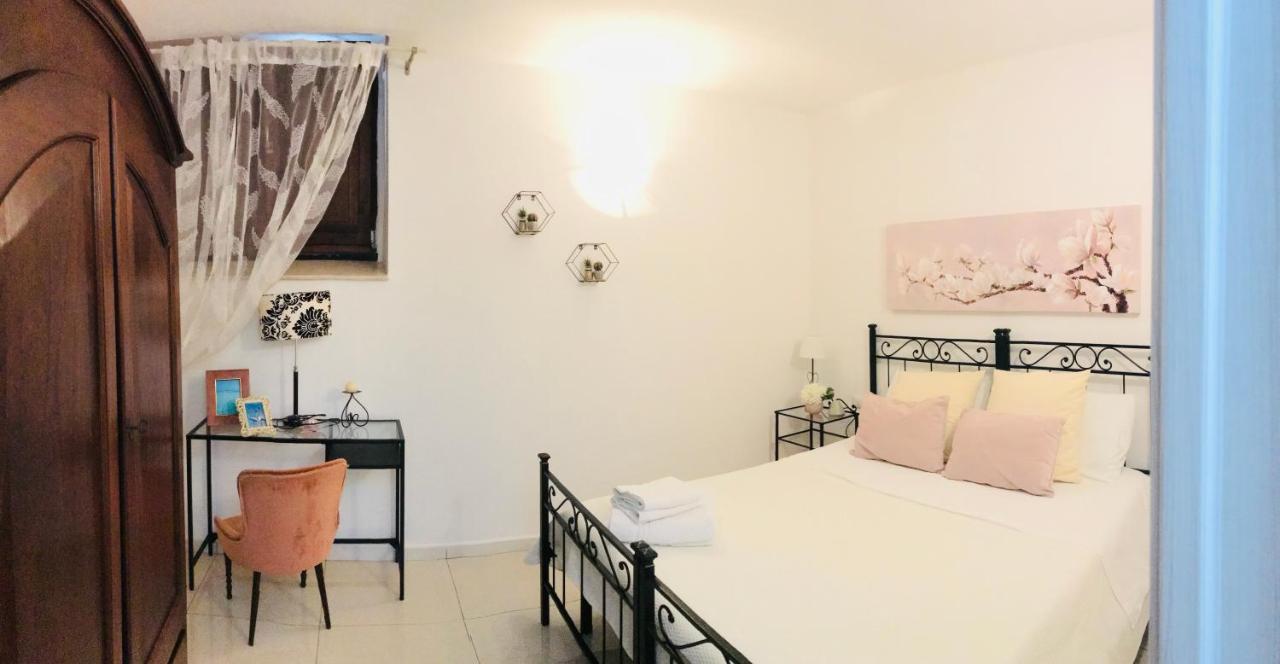 Camera Privata “Un Nido A Castello” Hotel Cagliari Ngoại thất bức ảnh